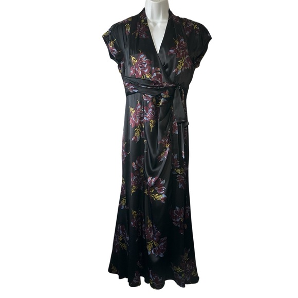 CINQ À SEPT Women’s Black Floral Neila Surplice Cocktail Silk Midi-Dress- Size 6 - Picture 2 of 15